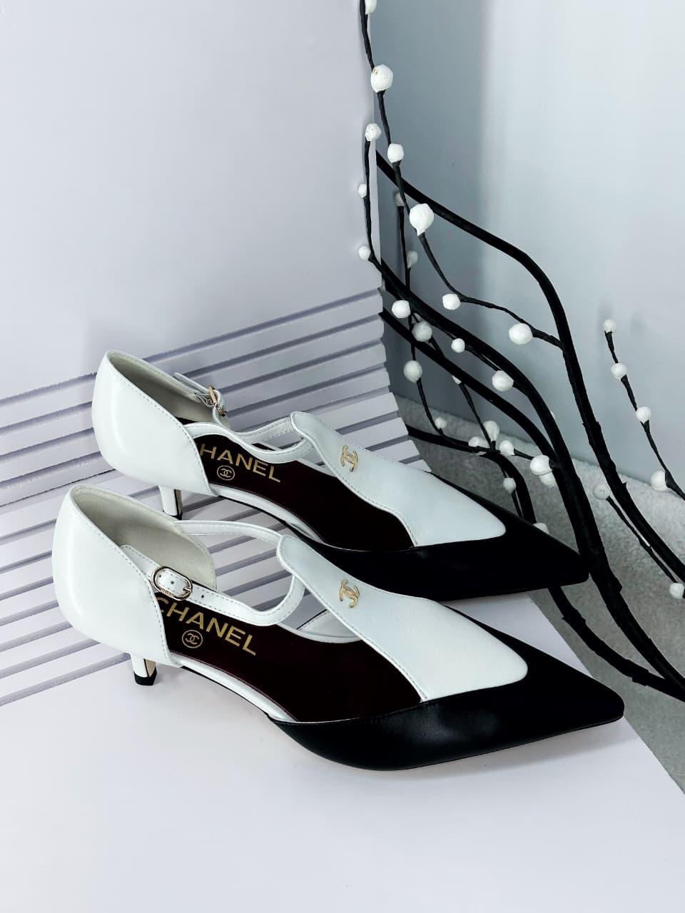 Ladies heels