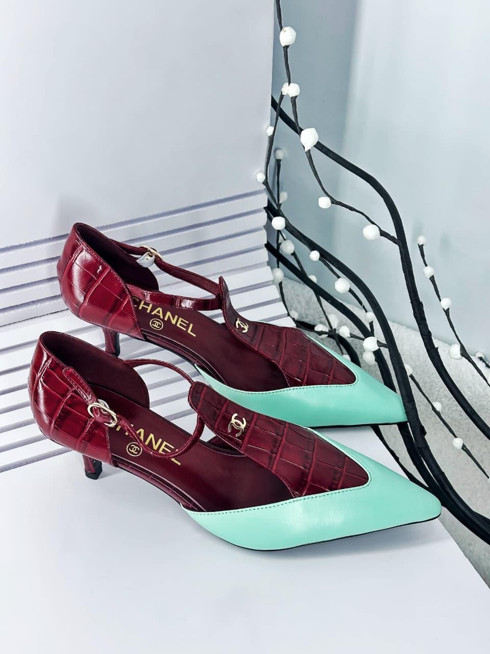 Ladies heels