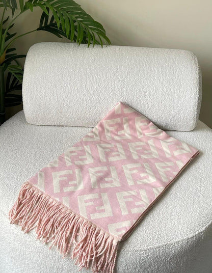 Ladies scarf