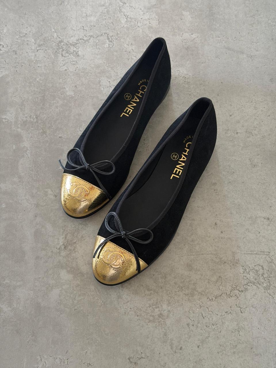 Ladies shoes