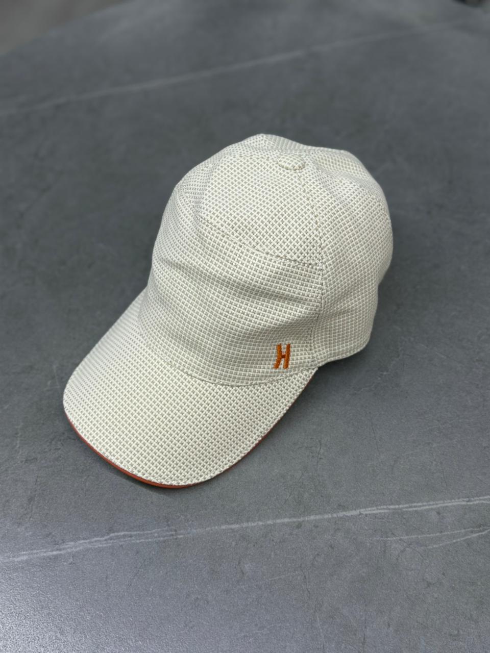 ladies hat & caps