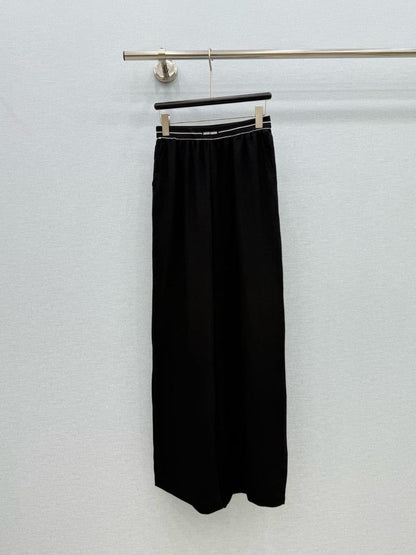 Ladies pants & shorts