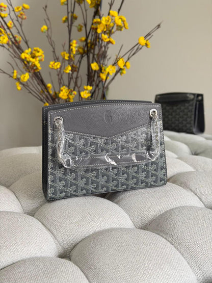 Ladies G*yard bags