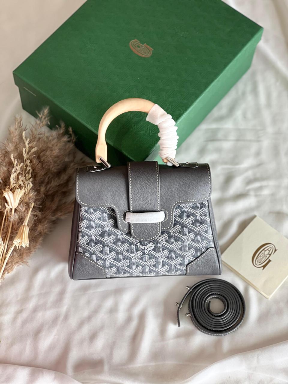 Ladies G*yard bags